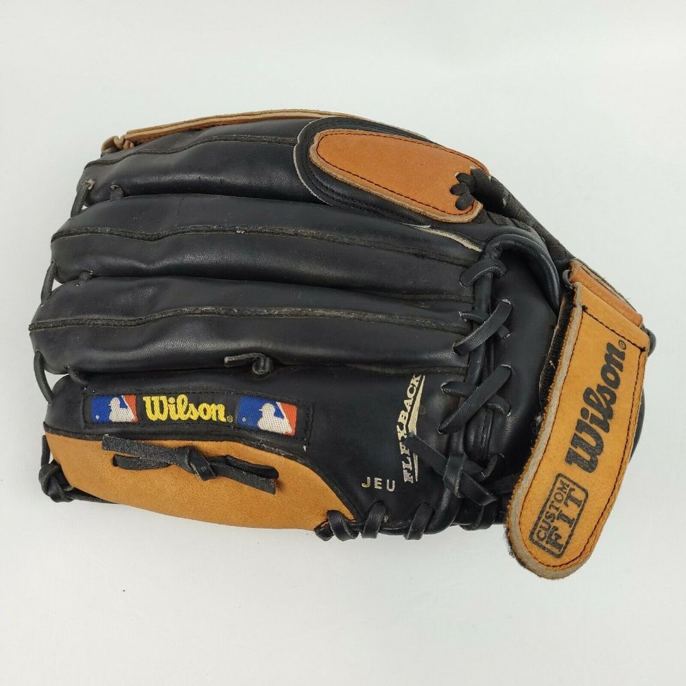 Wilson MLB A2920 13" Left Hand Baseball Glove Custom Fit Ultra Soft Lining